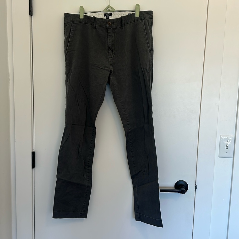 Men’s Grey J Crew Slim Fit Pant